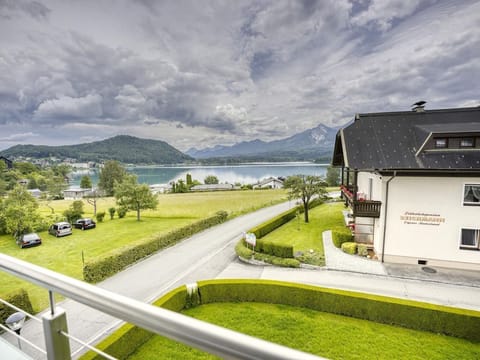 Strandbadstrasse Fewo 6 - Ferienwohnungen Petschnig Bed and Breakfast in Villach