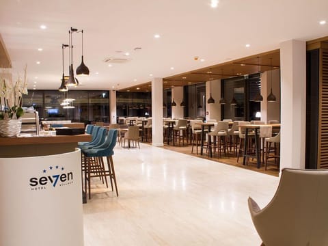 Hotel Seven - Doppelzimmer House in Villach