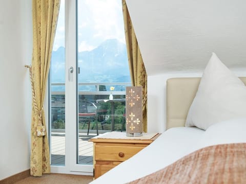 Komfortzimmer mit Seeblick - Hotel-pension Melcher Bed and Breakfast in Villach