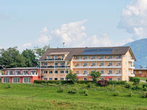 Komfortzimmer mit Seeblick - Hotel-pension Melcher Bed and Breakfast in Villach