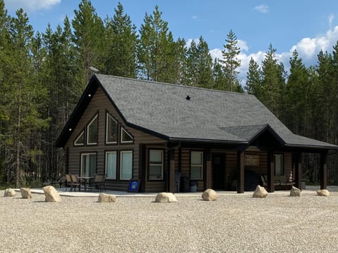 The Alpine Cabin Rental (2493)