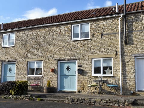 Exterior | Meadow View Cottage - The Artists Cottages, Pickering