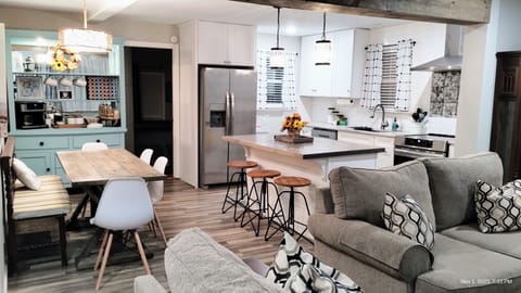 Front entrance view to kitchen/dining