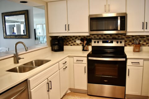 New Kitchen! New Appliances!