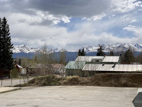 Views of Mount Elbert & Mount Massive