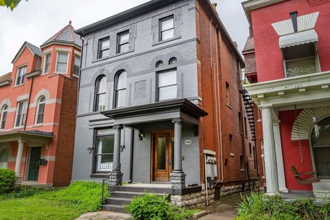 Front Yard: A picturesque facade that reflects the cozy spirit of this humble home.