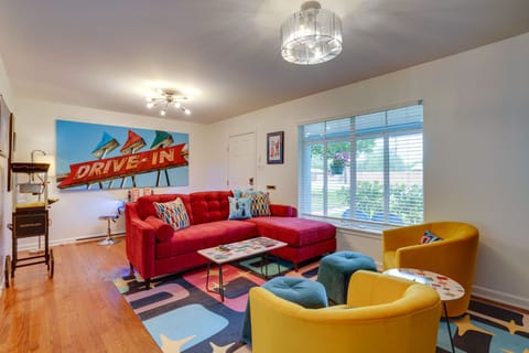 San Antonio Vacation Rental | 2BR | 1BA | 2 Small Steps Required to Enter