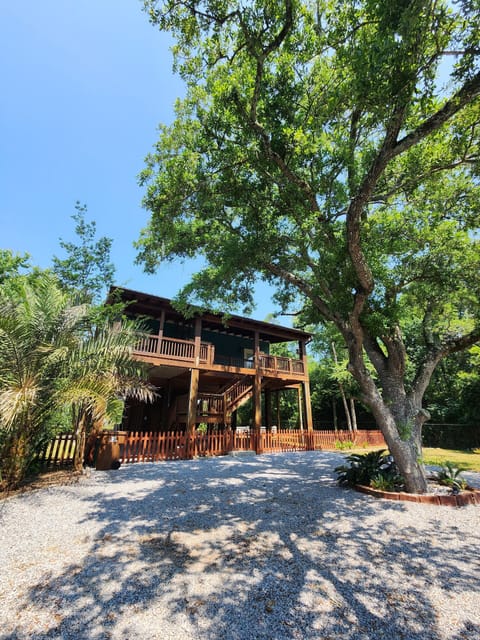 Parking space for 4 + vehicles