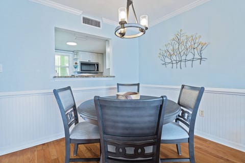 Water Views from every room except Bathroom!