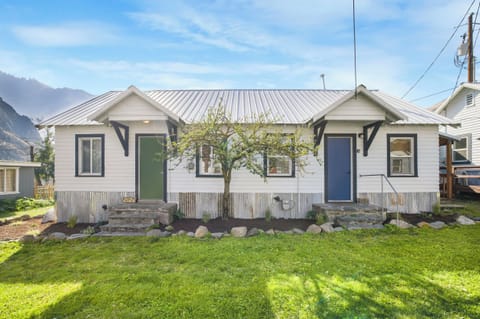 9b250e56-49bb-463e-95b2-b472ff693e59