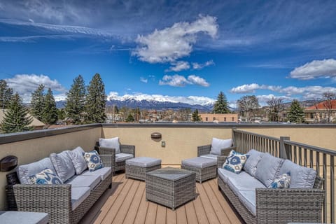 Unwind and relax on the rooftop patio with breathtaking 360 degree views of the surrounding mountains