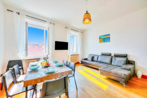 Living and dining room
