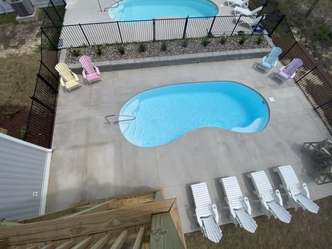Private pool area