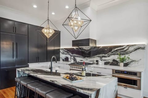 Luscious, Fully-Loaded Kitchen