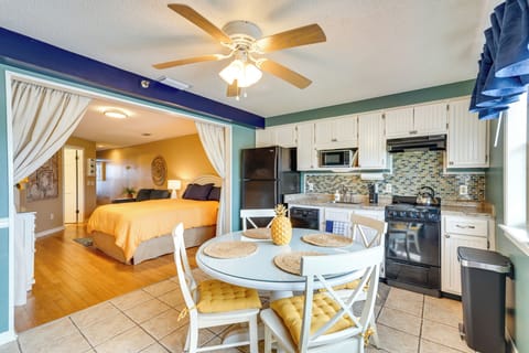 Panama City Vacation Rental | Studio | 1BA | 623 Sq Ft | Step-Free Access