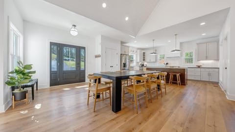 Open Dining and Kitchen (1)