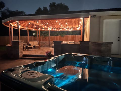 Long day vacationing??? Come relax in the hot tub! 