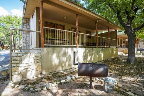 Front exterior view of cabin