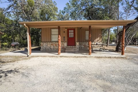 Front exterior view of cabin