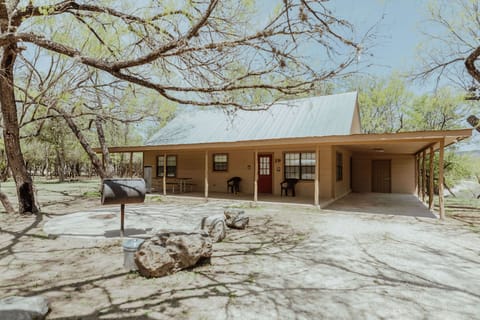 Front exterior view of cabin