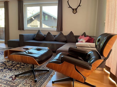 Appartementhaus Monika-mellau - Appartement Mirjam 140m2 Apartment hotel in Vorarlberg, Austria