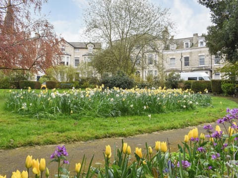 The small park in front of the property | Mount View, Scarborough