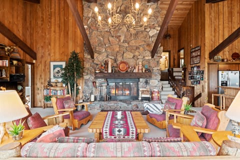 Living Room with Fireplace