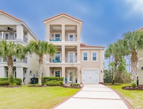 Welcome to Just Beachy at Arborgate!