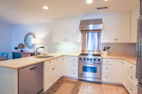 There's plenty of room in this spacious kitchen to prepare your family's meals.