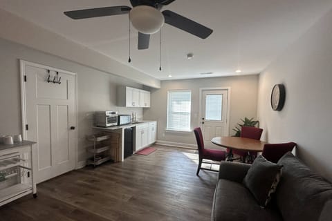 Access to backyard - beautiful views of the Georgia mountains