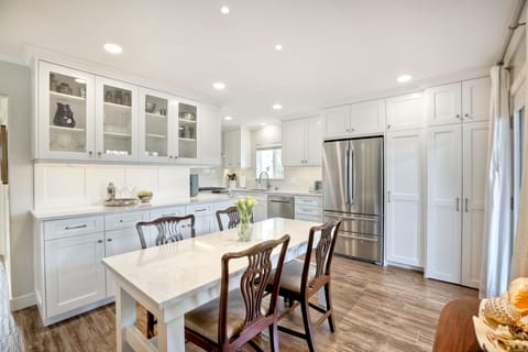 Dining table with seating for 4