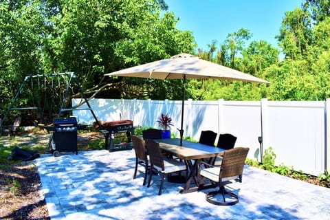 C5AB7E8A B66F 428C 8738 1BCD9072F0C3 1 105 c