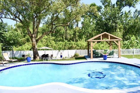 C408DB45 15CF 4231 BA2A 7FC42DCB8D69 1 105 c