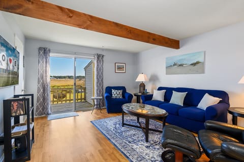 Welcome to Oyster Bay Hideaway in the heart of Chincoteague Island.