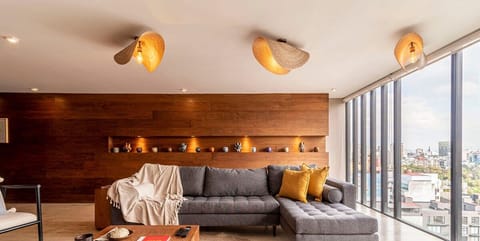 Furnishings, decor and amenities may slightly vary.
