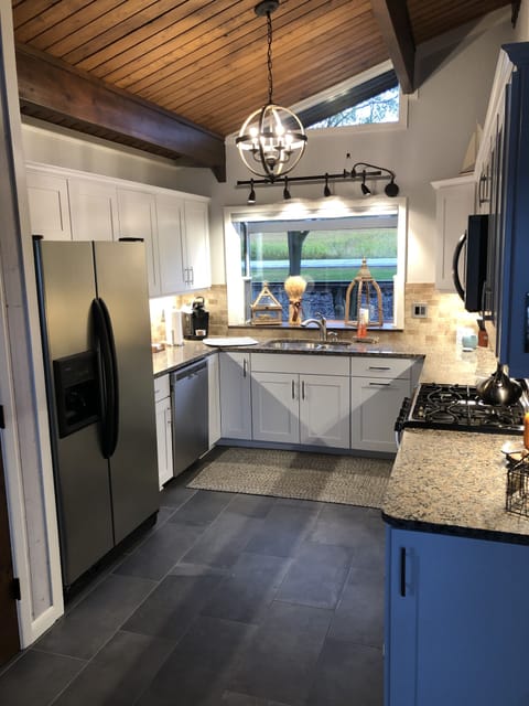 Well appointed new kitchen and stainless steel appliances. Ready to cook/bake.