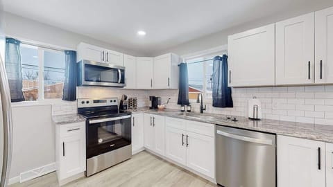 Tons of counter space