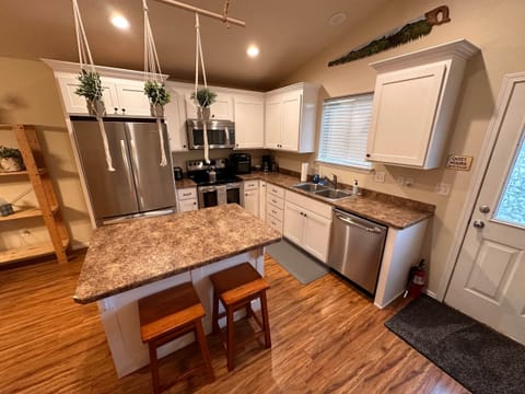 Kitchen (1)