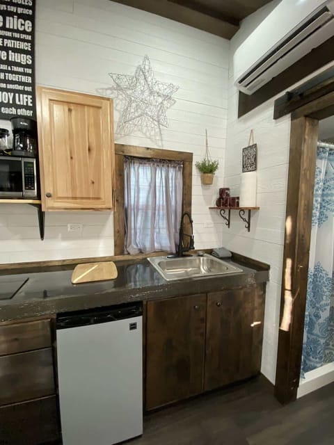 Kitchen Sink, Wooden Cabinet