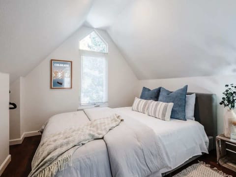 Queen Bed