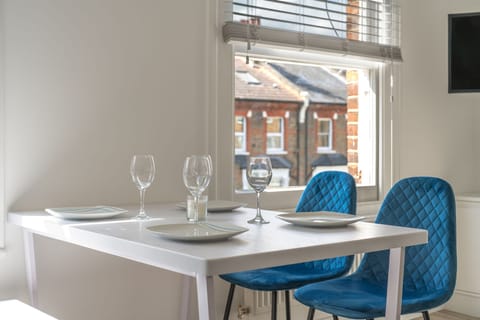 Beautiful dining space 