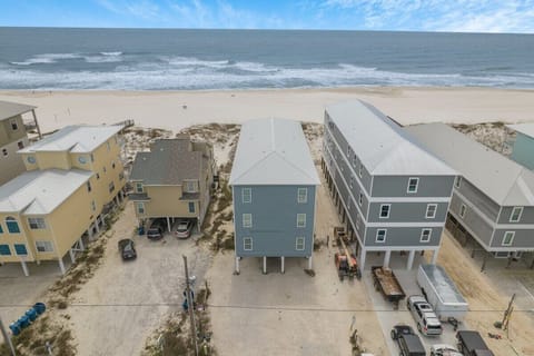 2 web or mls 1373 w beach blvd