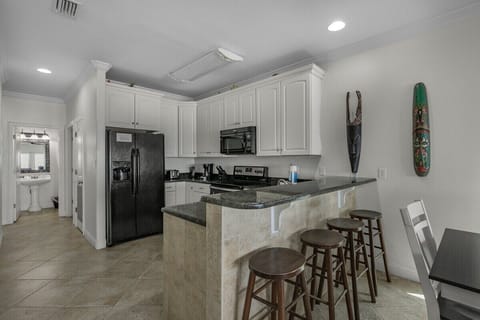 14 web or mls 1373 w beach blvd