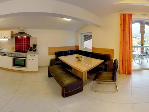 Suite Karglhof - Ferienwohnungen & Bungalows am Faaker See Kargl Farm Stay in Villach