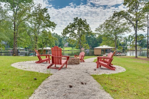 Milledgeville Vacation Rental | 5BR | 4BA | Step-Free Entry | 3,885 Sq Ft