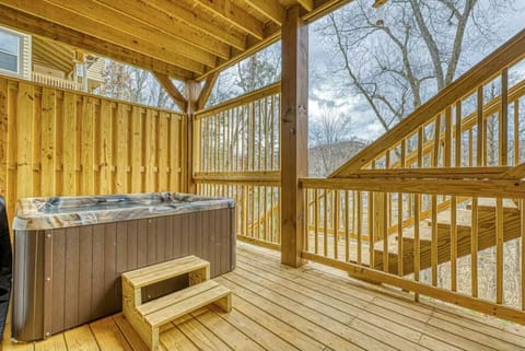 Outdoor Hot Tub