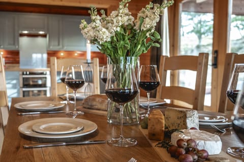 Croft Kincardine kitchen and dinner