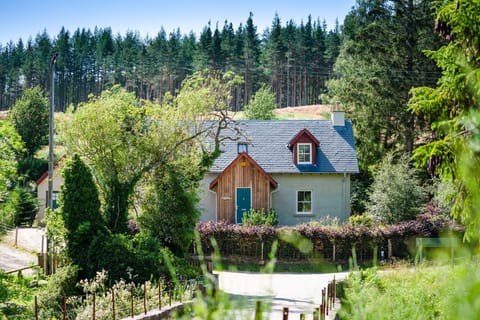 Feshiebridge Cottage view to cottage