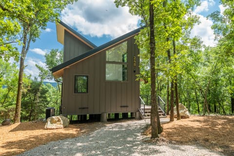 The Grey Horse is a small 1-bedroom cabin, with a loft with a bunk bed for additional sleeping.