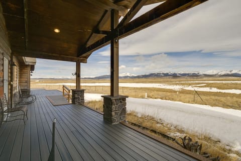 Outdoor Space | ATV Friendly | Mountain Views | Rocker 7 Ranches w/ 100 Acres